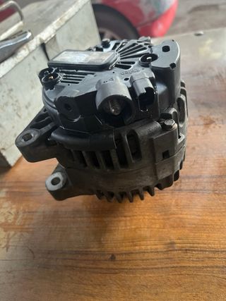 Alternador Valeo 96 463217 80 Citroen C4