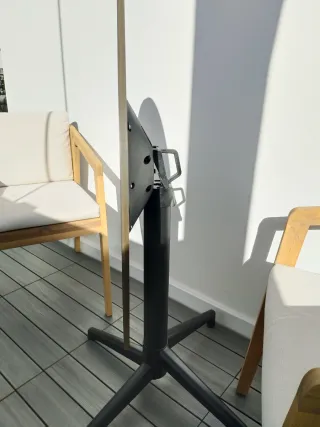 Mesa redonda abatible