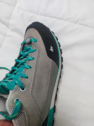 Zapatillas Quechua grises y turquesa