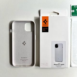 13| Custodia Spigen + 2 Vetri Temperati | iPhone