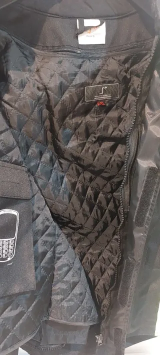 Chaqueta Moto Negra con Detalles Flúor