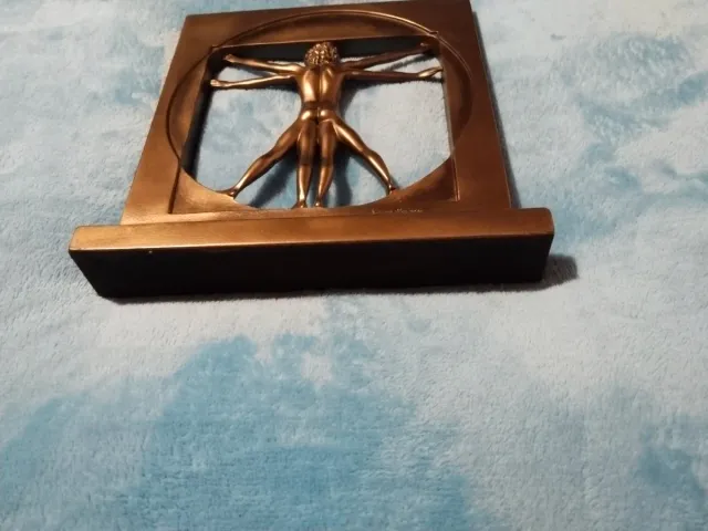 Hombre de Vitruvio Metálico Adorno