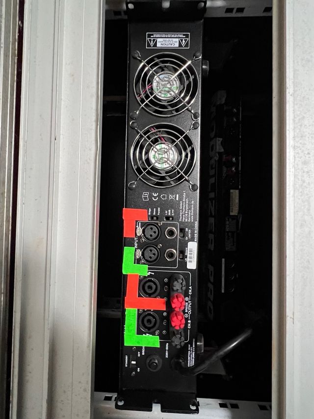 Equipo musica. mesa mezclas Yamaha 01V96,,,,,,,,,,