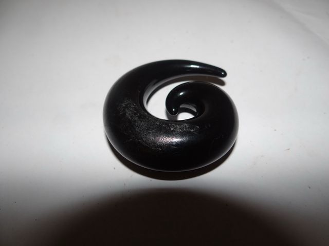 Expansores espiral negros varios tamaños 0.9-1.6cm