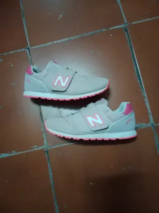 Lote 3 pares zapatos niña