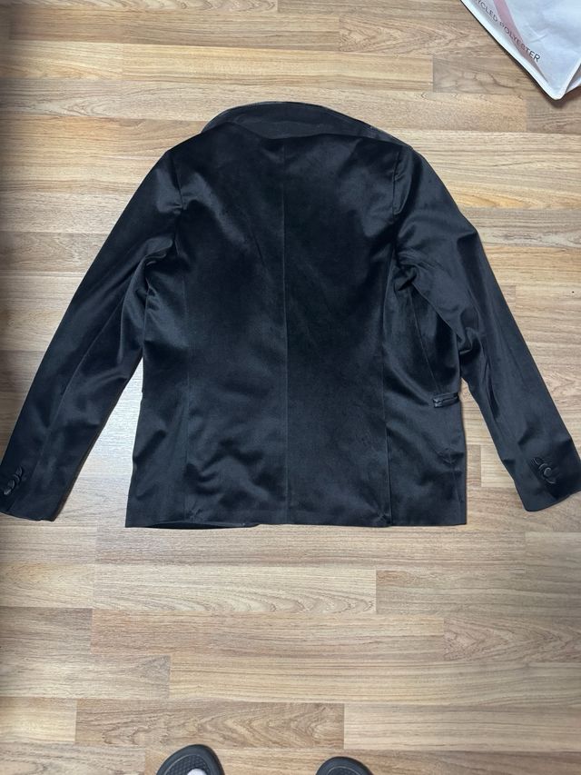 Chaqueta ZARA niño terciopelo negro