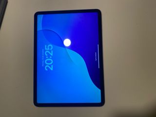 IPad Pro 4ª Gen Plata + Teclado Logitech