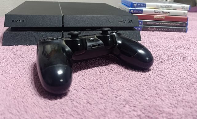 PS4 (PlayStation 4) 1 TB + Mando + Juegos