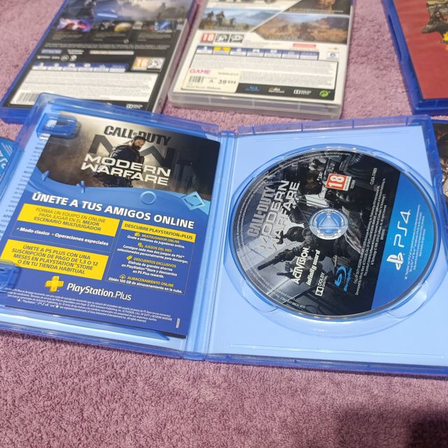 PS4 (PlayStation 4) 1 TB + Mando + Juegos