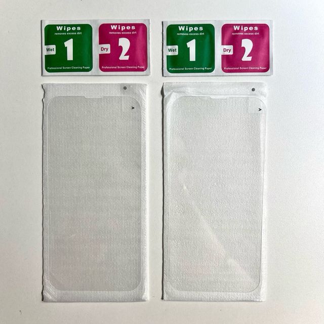 13 | Custodia Spigen + 2 Vetri Temperati | iPhone