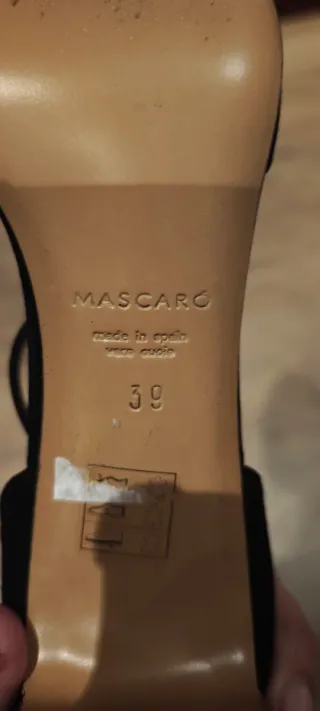 Zapatos Mascaró T-Strap Flores Negros