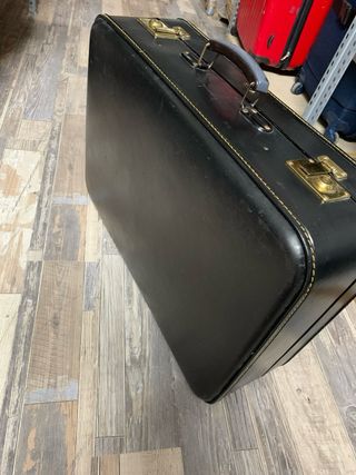 Maleta retro piel Tauro