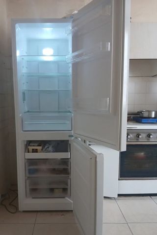 Nevera OK. blanca