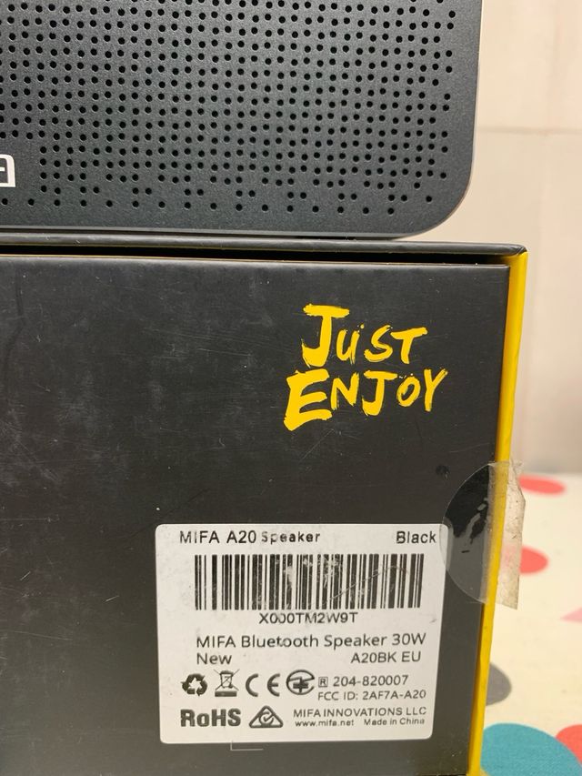 Altavoz Mifa Negro