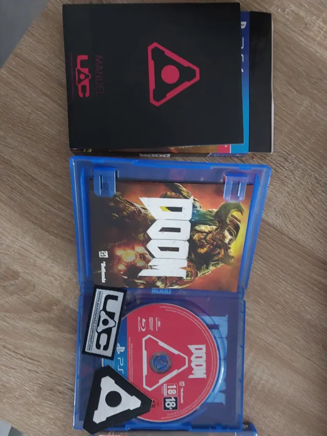 Doom Edición Especial + Doom Eternal PS4