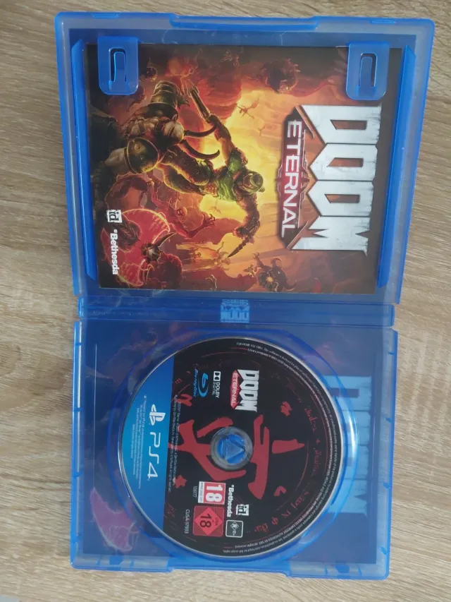 Doom Edición Especial + Doom Eternal PS4