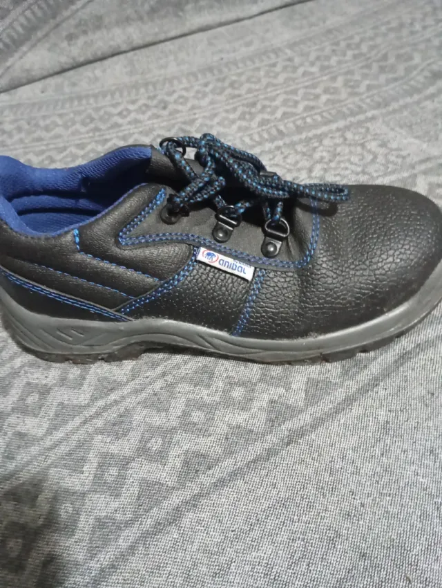 Botas de seguridad Anibal punta de acero