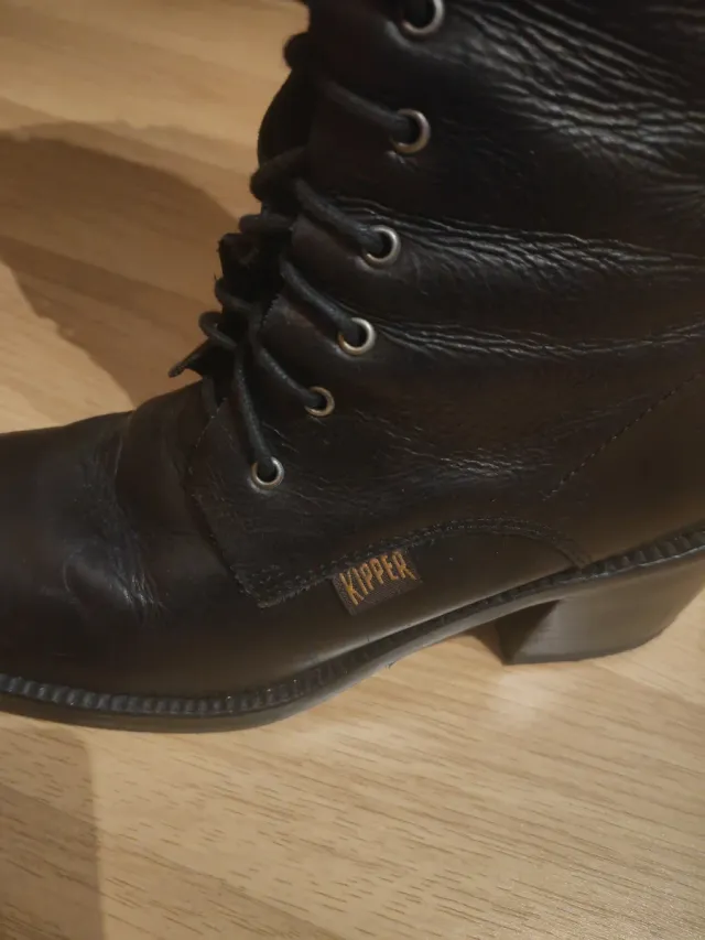 Botas de piel Kipper negras