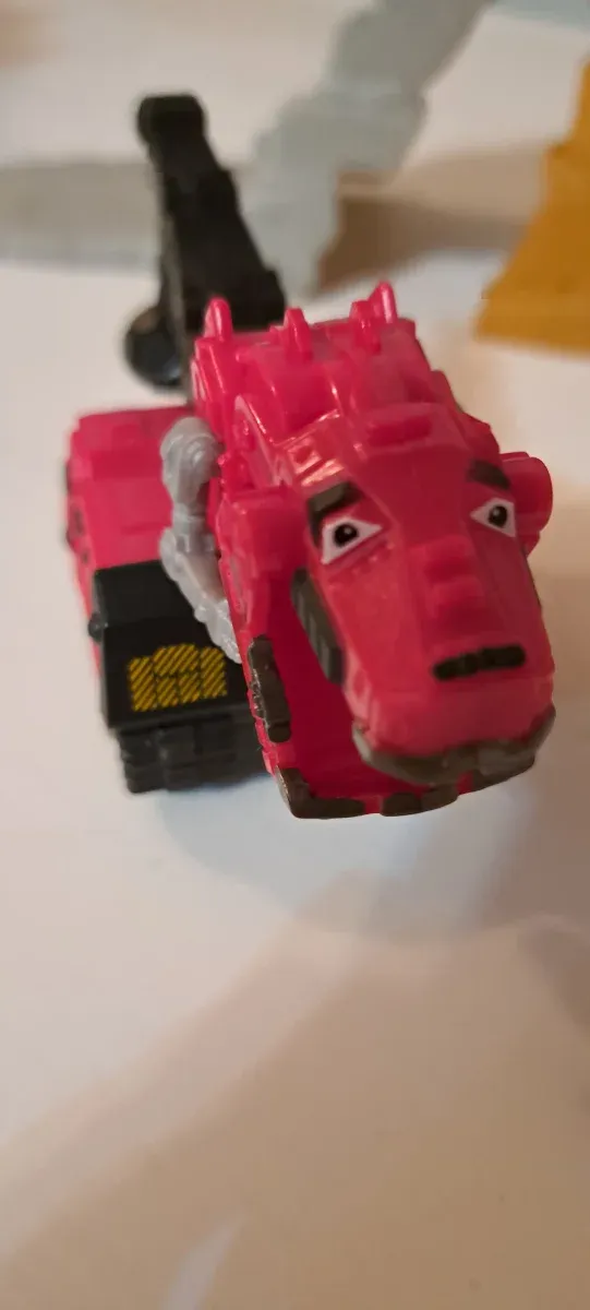 Pista Dinotrux- Dinosaurio