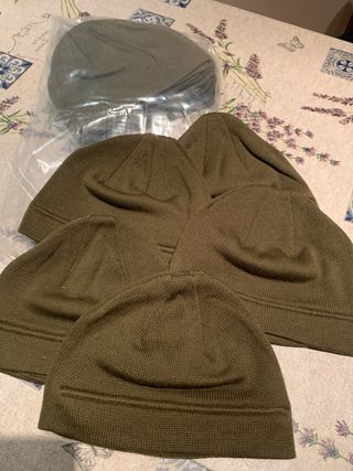 Cappelli militari verdi