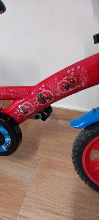 Bicicleta Infantil Spiderman Roja y Azul