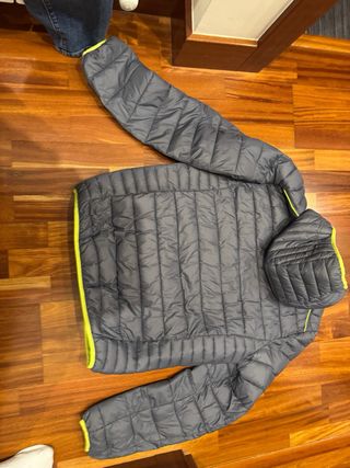 Plumífero Neak Peak gris y verde Talla L