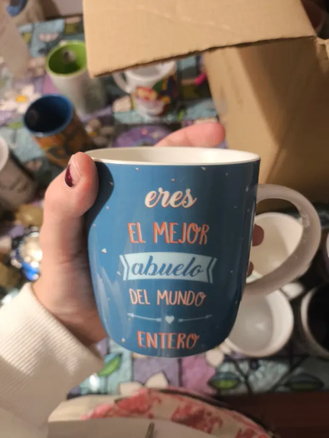 Taza cerámica Small World nueva