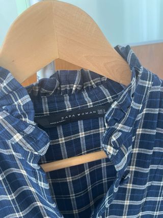 Vestido Zara xadrez azul e bege