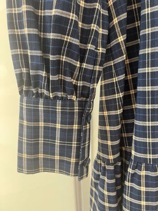 Vestido Zara xadrez azul e bege