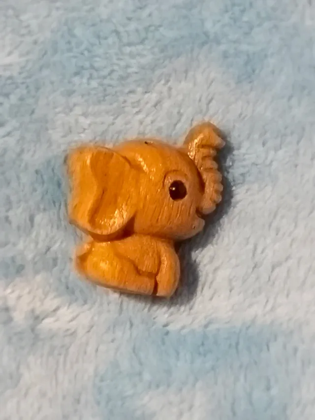 Figurilla Elefante Suerte Dorado