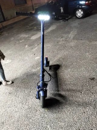 Patinete Eléctrico Azul