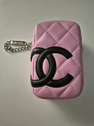Pochette Chanel rosa con certificato