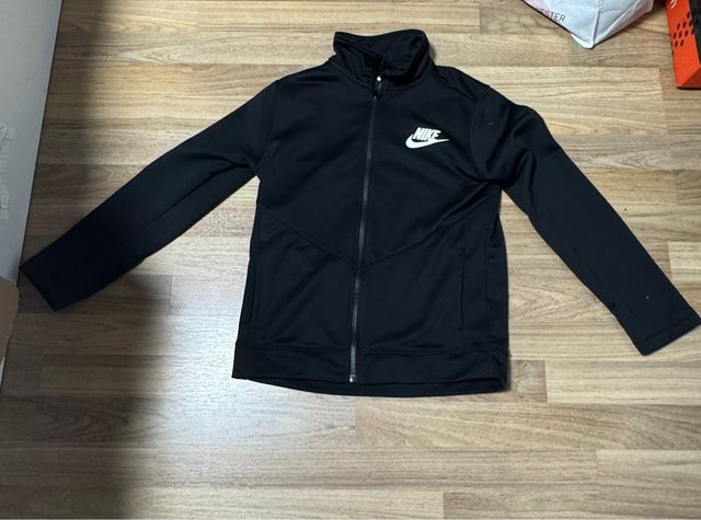 Chaqueta Nike Negra Cremallera 137/147cm niño