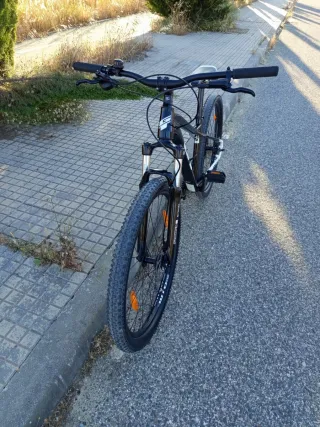 Bicicleta Montaña GT Avalanche Nevra