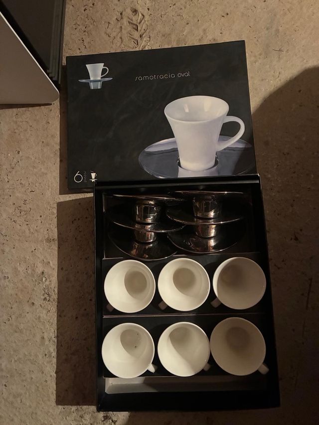 Juego 6 Tazas Café Porcelana y Metal