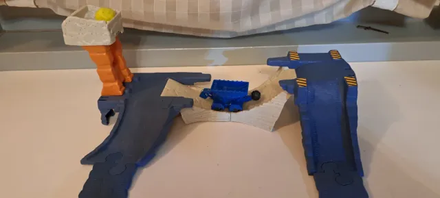 Pista Dinotrux - Dinosaurio