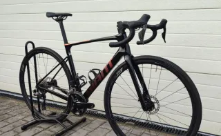 Giant Defy Advance 1 2024