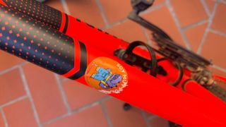 Bicicleta Montaña Decathlon 24 pulgadas Roja.