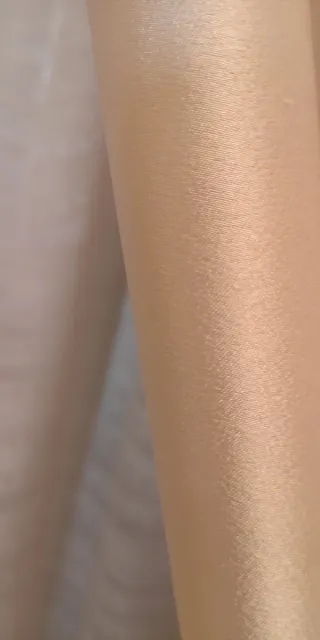 Tende fatte a mano in tessuto satinato