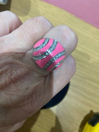 Anillo esmaltado rosa con circonitas
