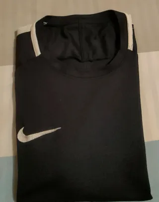 Camiseta Nike Hombre Negra