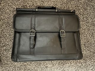 Maletín de cuero vintage negro