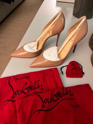 Zapatos Louboutin Irina charol nude sin usar