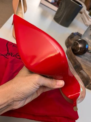 Zapatos Louboutin Irina charol nude sin usar