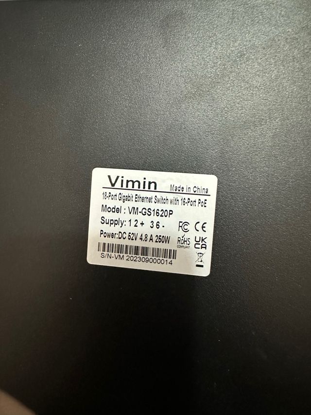 Switch Gigabit PoE Vimin 16 Puertos + 2