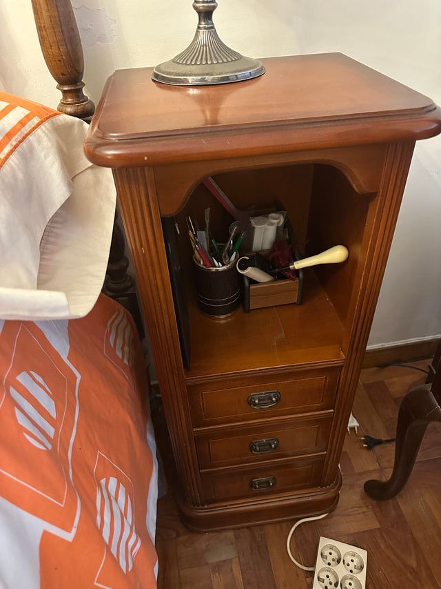 Mesita de noche de madera 85x36x31