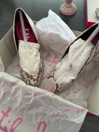 Stiletos de piel de la marca Lolita Blu T 36