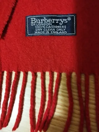 Bufanda Burberry Roja Cachemira