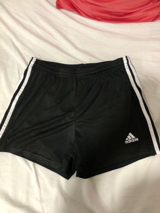 Pantalón corto Adidas negro