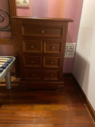 Somier de láminas con cabecero y mesillas macizas